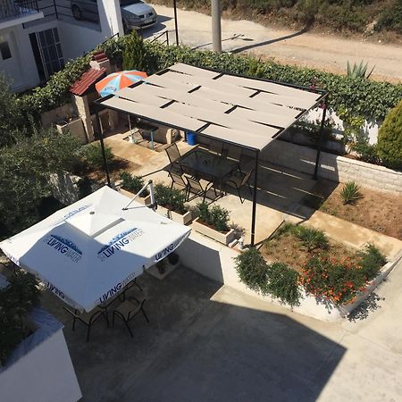 Hotel Vila Ali Ksamil Bagian luar foto