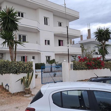 Hotel Vila Ali Ksamil Bagian luar foto