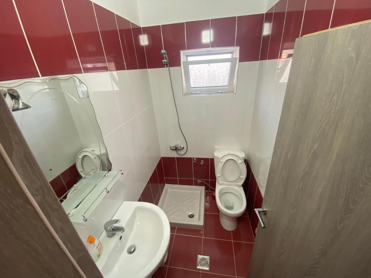 Hotel Vila Ali Ksamil Bagian luar foto