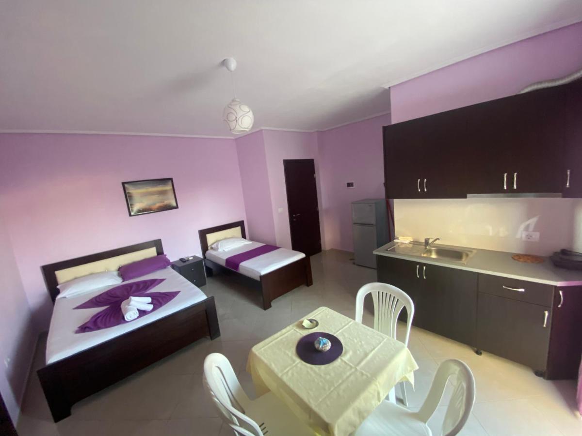 Hotel Vila Ali Ksamil Bagian luar foto