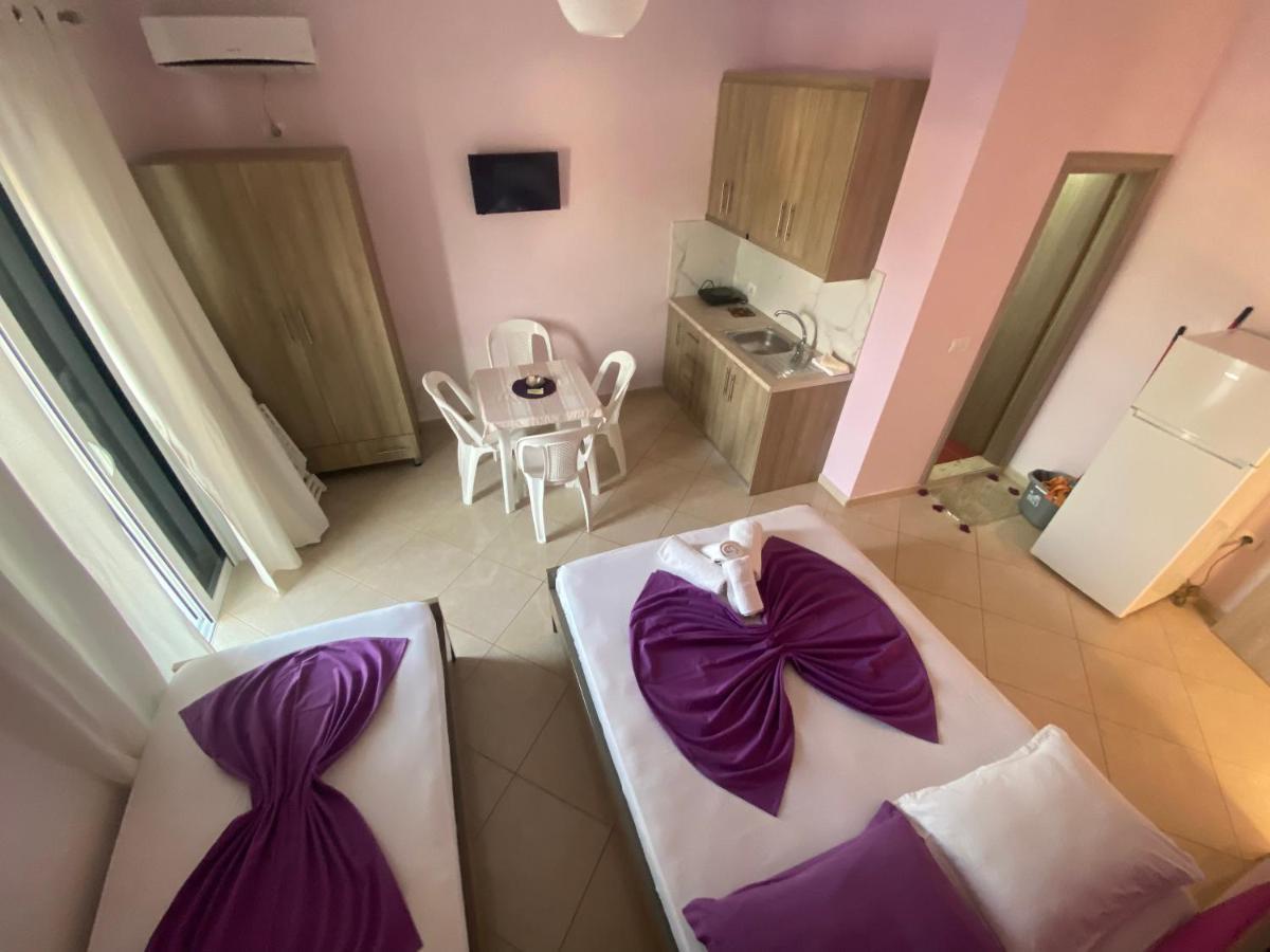 Hotel Vila Ali Ksamil Bagian luar foto